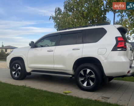 Белый Тойота Ленд Крузер Прадо, объемом двигателя 2.76 л и пробегом 28 тыс. км за 55500 $, фото 21 на Automoto.ua