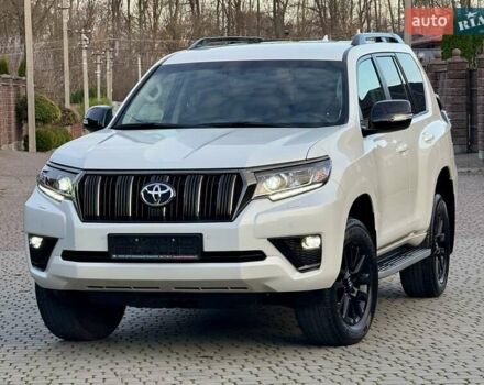 Белый Тойота Ленд Крузер Прадо, объемом двигателя 2.76 л и пробегом 37 тыс. км за 49900 $, фото 88 на Automoto.ua