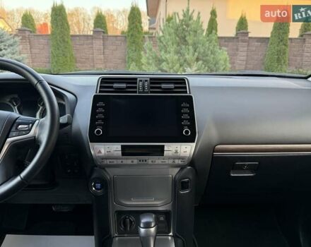 Белый Тойота Ленд Крузер Прадо, объемом двигателя 2.76 л и пробегом 37 тыс. км за 49900 $, фото 26 на Automoto.ua