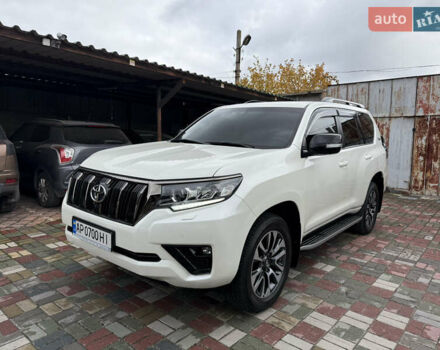 Тойота Ленд Крузер Прадо 2022 в Запорожье на Automoto.ua Белый Тойота Ленд Крузер Прадо, объемом двигателя 3.96 л и пробегом 15 тыс. км за 55000 $, фото 1 на Automoto.ua