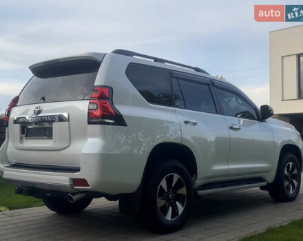 Белый Тойота Ленд Крузер Прадо, объемом двигателя 2.76 л и пробегом 28 тыс. км за 55500 $, фото 27 на Automoto.ua