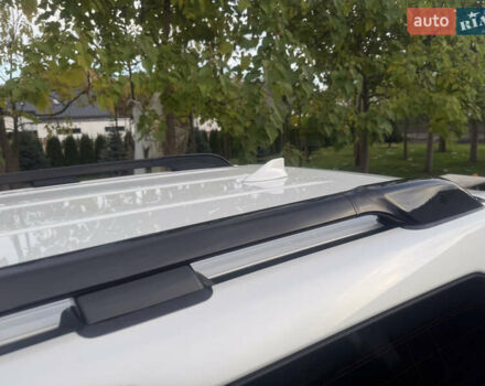 Белый Тойота Ленд Крузер Прадо, объемом двигателя 2.76 л и пробегом 28 тыс. км за 55500 $, фото 90 на Automoto.ua