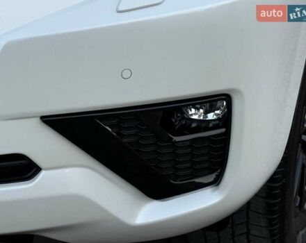 Белый Тойота Ленд Крузер Прадо, объемом двигателя 2.76 л и пробегом 37 тыс. км за 49900 $, фото 45 на Automoto.ua