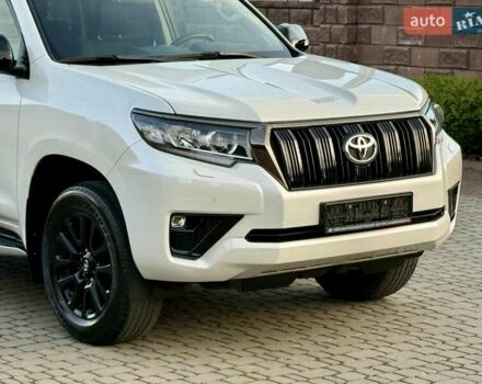 Белый Тойота Ленд Крузер Прадо, объемом двигателя 2.76 л и пробегом 37 тыс. км за 49900 $, фото 60 на Automoto.ua