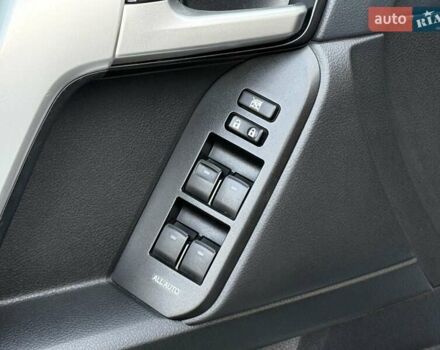 Белый Тойота Ленд Крузер Прадо, объемом двигателя 2.76 л и пробегом 37 тыс. км за 49900 $, фото 97 на Automoto.ua