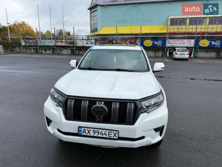 Белый Тойота Ленд Крузер Прадо, объемом двигателя 3.96 л и пробегом 320 тыс. км за 23999 $, фото 1 на Automoto.ua