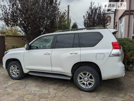Тойота Ленд Крузер Прадо 2010 в Киеве на Automoto.ua Белый Тойота Ленд Крузер Прадо, объемом двигателя 2.98 л и пробегом 283 тыс. км за 24900 $, фото 1 на Automoto.ua