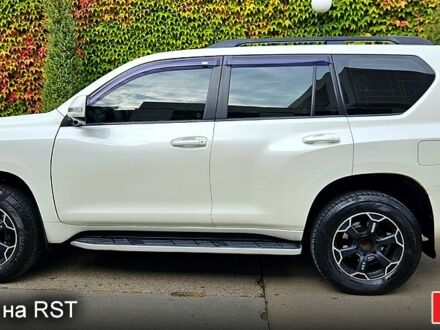 Белый Тойота Ленд Крузер Прадо, объемом двигателя 3 л и пробегом 202 тыс. км за 29999 $, фото 1 на Automoto.ua