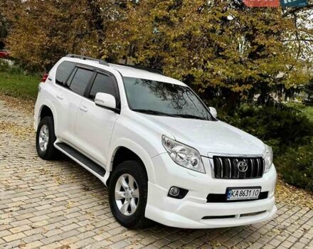 Белый Тойота Ленд Крузер Прадо, объемом двигателя 2.7 л и пробегом 260 тыс. км за 19950 $, фото 1 на Automoto.ua