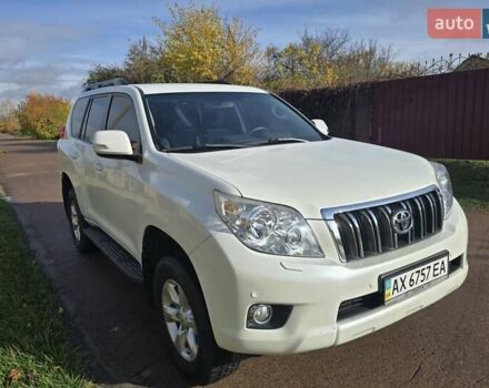 Белый Тойота Ленд Крузер Прадо, объемом двигателя 2.69 л и пробегом 108 тыс. км за 25000 $, фото 1 на Automoto.ua
