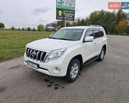 Тойота Ленд Крузер Прадо 2014 в Киеве на Automoto.ua Белый Тойота Ленд Крузер Прадо, объемом двигателя 2.7 л и пробегом 194 тыс. км за 24500 $, фото 1 на Automoto.ua