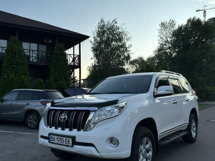 Тойота Ленд Крузер Прадо 2015 в Днепре (Днепропетровске) на Automoto.ua Белый Тойота Ленд Крузер Прадо, объемом двигателя 3 л и пробегом 240 тыс. км за 29000 $, фото 1 на Automoto.ua