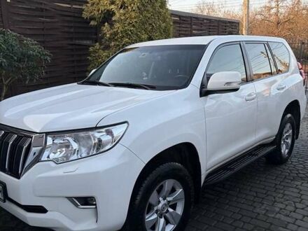 Белый Тойота Ленд Крузер Прадо, объемом двигателя 2.8 л и пробегом 98 тыс. км за 35333 $, фото 1 на Automoto.ua