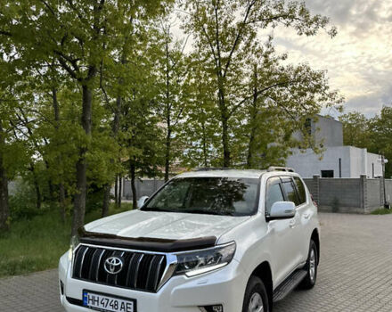 Білий Тойота Ленд Крузер Прадо, об'ємом двигуна 2.76 л та пробігом 175 тис. км за 35500 $, фото 1 на Automoto.ua