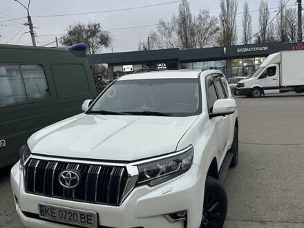 Белый Тойота Ленд Крузер Прадо, объемом двигателя 2.76 л и пробегом 293 тыс. км за 32500 $, фото 1 на Automoto.ua