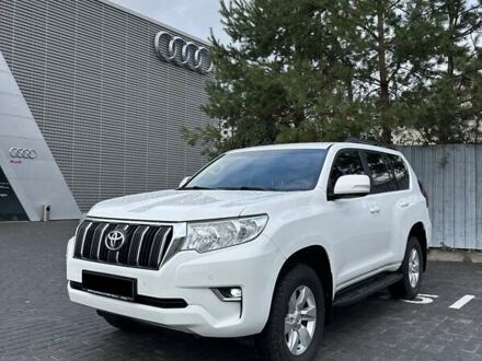 Белый Тойота Ленд Крузер Прадо, объемом двигателя 2.69 л и пробегом 153 тыс. км за 27900 $, фото 1 на Automoto.ua