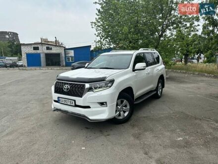 Тойота Ленд Крузер Прадо 2019 в Киеве на Automoto.ua Белый Тойота Ленд Крузер Прадо, объемом двигателя 3.96 л и пробегом 112 тыс. км за 37250 $, фото 1 на Automoto.ua