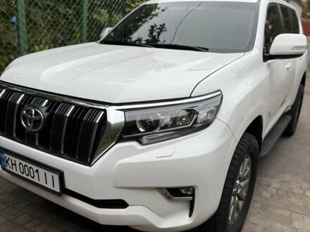 Белый Тойота Ленд Крузер Прадо, объемом двигателя 3.96 л и пробегом 140 тыс. км за 37500 $, фото 1 на Automoto.ua