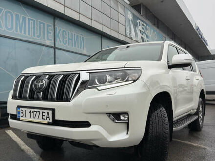 Белый Тойота Ленд Крузер Прадо, объемом двигателя 4 л и пробегом 64 тыс. км за 42900 $, фото 1 на Automoto.ua