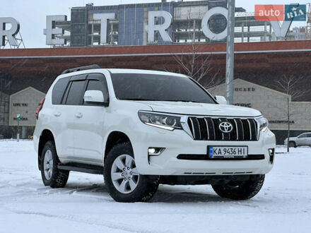 Белый Тойота Ленд Крузер Прадо, объемом двигателя 4 л и пробегом 120 тыс. км за 35900 $, фото 1 на Automoto.ua