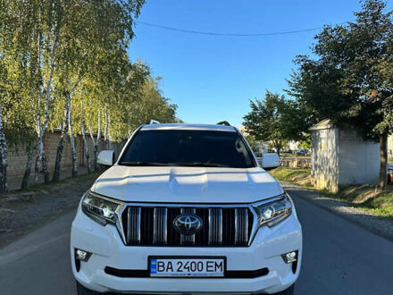 Белый Тойота Ленд Крузер Прадо, объемом двигателя 3.96 л и пробегом 101 тыс. км за 39000 $, фото 1 на Automoto.ua