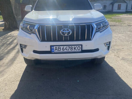 Тойота Ленд Крузер Прадо 2020 в Кривом Роге на Automoto.ua Белый Тойота Ленд Крузер Прадо, объемом двигателя 2.76 л и пробегом 38 тыс. км за 46900 $, фото 1 на Automoto.ua