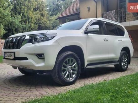 Тойота Ленд Крузер Прадо 2020 в Львове на Automoto.ua Белый Тойота Ленд Крузер Прадо, объемом двигателя 2.75 л и пробегом 84 тыс. км за 53000 $, фото 1 на Automoto.ua