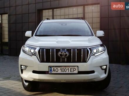 Белый Тойота Ленд Крузер Прадо, объемом двигателя 3.96 л и пробегом 42 тыс. км за 46500 $, фото 1 на Automoto.ua