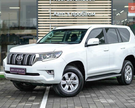 Білий Тойота Ленд Крузер Прадо, об'ємом двигуна 4 л та пробігом 28 тис. км за 39990 $, фото 1 на Automoto.ua