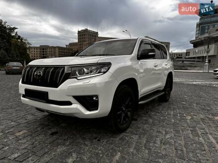 Тойота Ленд Крузер Прадо 2021 у Харкові на Automoto.ua Білий Тойота Ленд Крузер Прадо, об'ємом двигуна 2.76 л та пробігом 70 тис. км за 49500 $, фото 1 на Automoto.ua