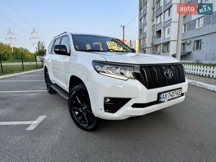Тойота Ленд Крузер Прадо 2021 у Харкові на Automoto.ua Білий Тойота Ленд Крузер Прадо, об'ємом двигуна 3.96 л та пробігом 70 тис. км за 43500 $, фото 1 на Automoto.ua