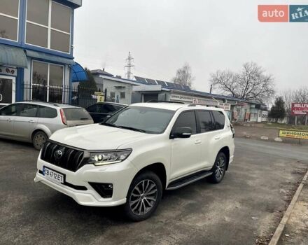 Белый Тойота Ленд Крузер Прадо, объемом двигателя 2.76 л и пробегом 15 тыс. км за 51000 $, фото 1 на Automoto.ua