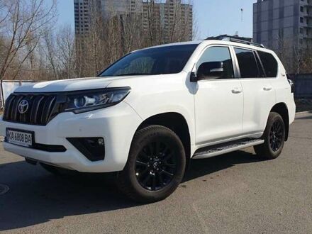Тойота Ленд Крузер Прадо 2022 в Киеве на Automoto.ua Белый Тойота Ленд Крузер Прадо, объемом двигателя 3.96 л и пробегом 5 тыс. км за 48000 $, фото 1 на Automoto.ua