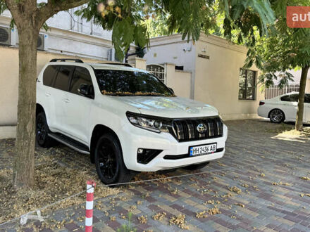 Білий Тойота Ленд Крузер Прадо, об'ємом двигуна 2.76 л та пробігом 36 тис. км за 58000 $, фото 1 на Automoto.ua