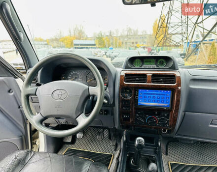 Бежевый Тойота Ленд Крузер Прадо, объемом двигателя 3.4 л и пробегом 182 тыс. км за 9500 $, фото 19 на Automoto.ua