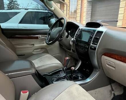 Бежевый Тойота Ленд Крузер Прадо, объемом двигателя 4 л и пробегом 513 тыс. км за 12000 $, фото 10 на Automoto.ua