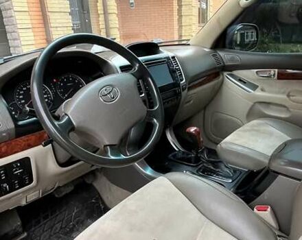Бежевый Тойота Ленд Крузер Прадо, объемом двигателя 4 л и пробегом 513 тыс. км за 12000 $, фото 5 на Automoto.ua