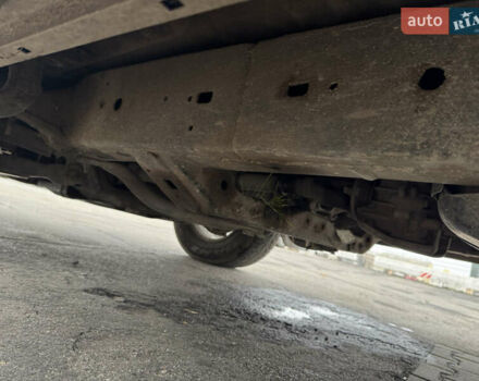 Бежевий Тойота Ленд Крузер Прадо, об'ємом двигуна 3 л та пробігом 201 тис. км за 18500 $, фото 24 на Automoto.ua