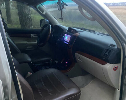 Бежевый Тойота Ленд Крузер Прадо, объемом двигателя 2.7 л и пробегом 370 тыс. км за 9500 $, фото 2 на Automoto.ua