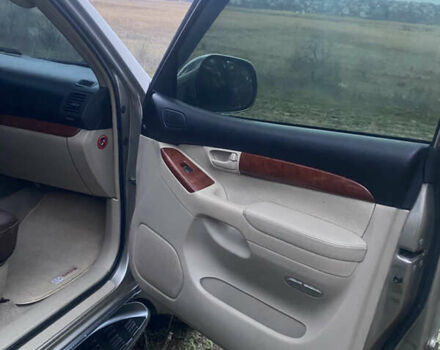 Бежевый Тойота Ленд Крузер Прадо, объемом двигателя 2.7 л и пробегом 370 тыс. км за 9500 $, фото 4 на Automoto.ua