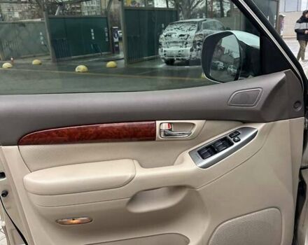 Бежевий Тойота Ленд Крузер Прадо, об'ємом двигуна 3.96 л та пробігом 166 тис. км за 21999 $, фото 37 на Automoto.ua