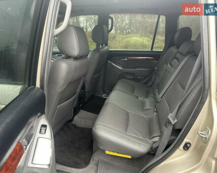 Бежевий Тойота Ленд Крузер Прадо, об'ємом двигуна 4 л та пробігом 322 тис. км за 11700 $, фото 11 на Automoto.ua