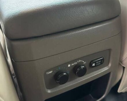 Бежевий Тойота Ленд Крузер Прадо, об'ємом двигуна 3.96 л та пробігом 166 тис. км за 21999 $, фото 30 на Automoto.ua