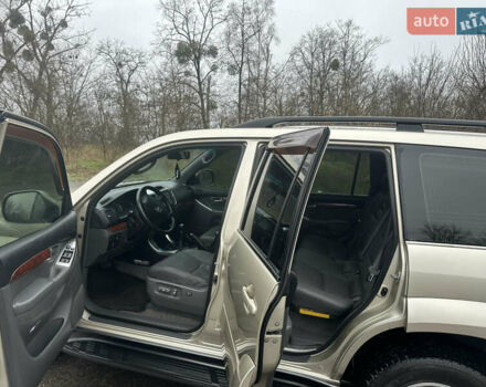 Бежевий Тойота Ленд Крузер Прадо, об'ємом двигуна 4 л та пробігом 322 тис. км за 11700 $, фото 8 на Automoto.ua