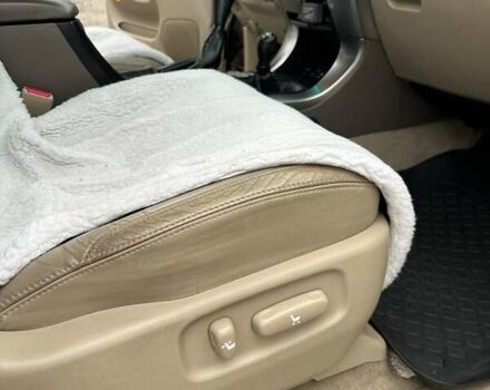 Бежевий Тойота Ленд Крузер Прадо, об'ємом двигуна 3.96 л та пробігом 166 тис. км за 21999 $, фото 38 на Automoto.ua