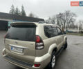 Бежевий Тойота Ленд Крузер Прадо, об'ємом двигуна 4 л та пробігом 322 тис. км за 11700 $, фото 7 на Automoto.ua