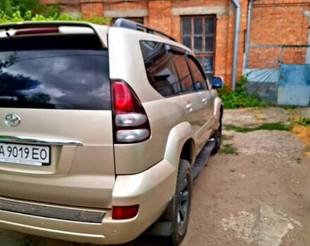 Бежевый Тойота Ленд Крузер Прадо, объемом двигателя 4 л и пробегом 319 тыс. км за 16500 $, фото 2 на Automoto.ua