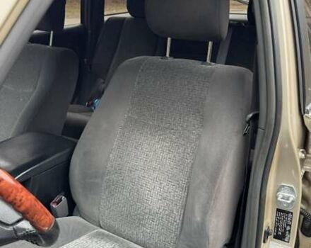 Бежевый Тойота Ленд Крузер Прадо, объемом двигателя 2.7 л и пробегом 178 тыс. км за 14999 $, фото 6 на Automoto.ua