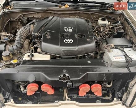 Бежевый Тойота Ленд Крузер Прадо, объемом двигателя 3.96 л и пробегом 496 тыс. км за 14500 $, фото 11 на Automoto.ua