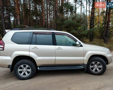 Бежевый Тойота Ленд Крузер Прадо, объемом двигателя 4 л и пробегом 203 тыс. км за 15000 $, фото 1 на Automoto.ua
